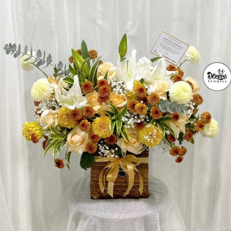 Dqueen Florist - Bunga Vas Dekorasi Bunga Meja Gift Hadiah Ucapan