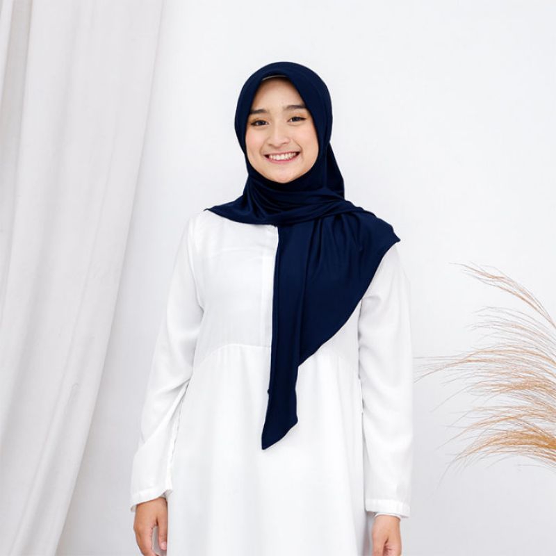 HIJAB INSTAN PET//SEGITIGA INSTAN JERSEY PET PREMIUM//KERUDUNG SEGITIGA INSTAN PET//SEGITIGA INSTAN 