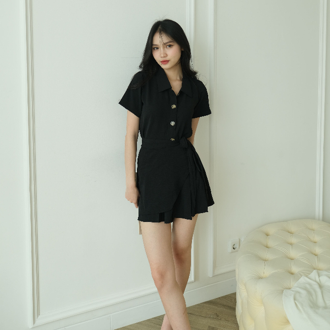 Ghesia Set - Setelan Wanita Korea - Skirt &amp; Top - Casual Look