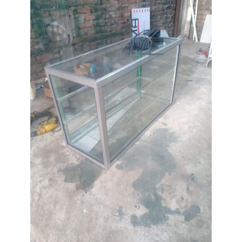 ETALASE meja 1 sap 2 susun  1 meter