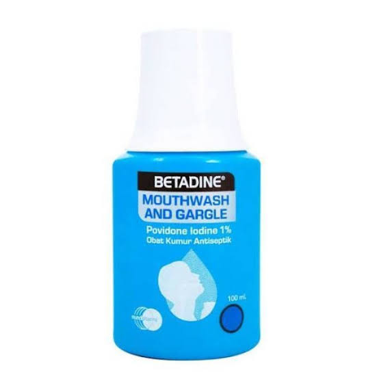 Betadine Mouthwash and Gargle 100 ml/ Obat kumur antiseptik untuk rongga mulut seperti gigi berluban