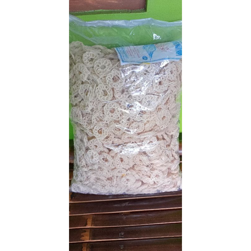 

kerupuk seblak/kerupuk ikan kemasan 1 kg