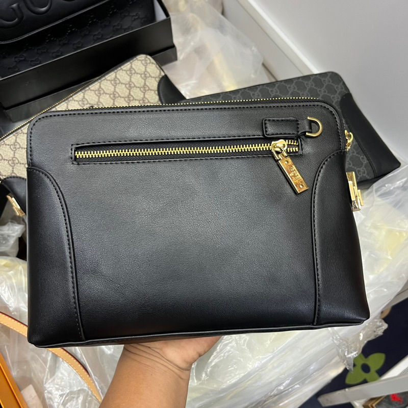 Clutch branded import dengan kode kunci tas clutch pria wanita branded