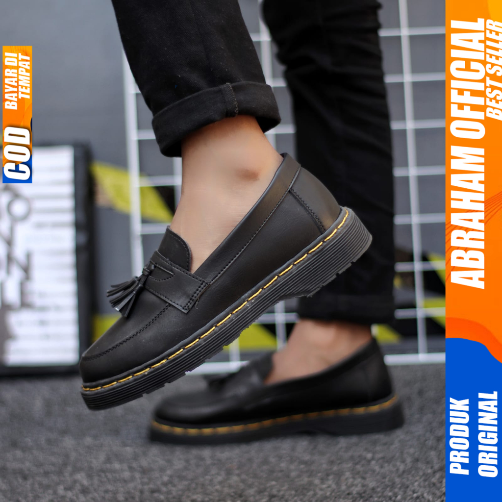 Sepatu Loafers Docmart Formal Pantofel Casual Kerja Hitam Pria