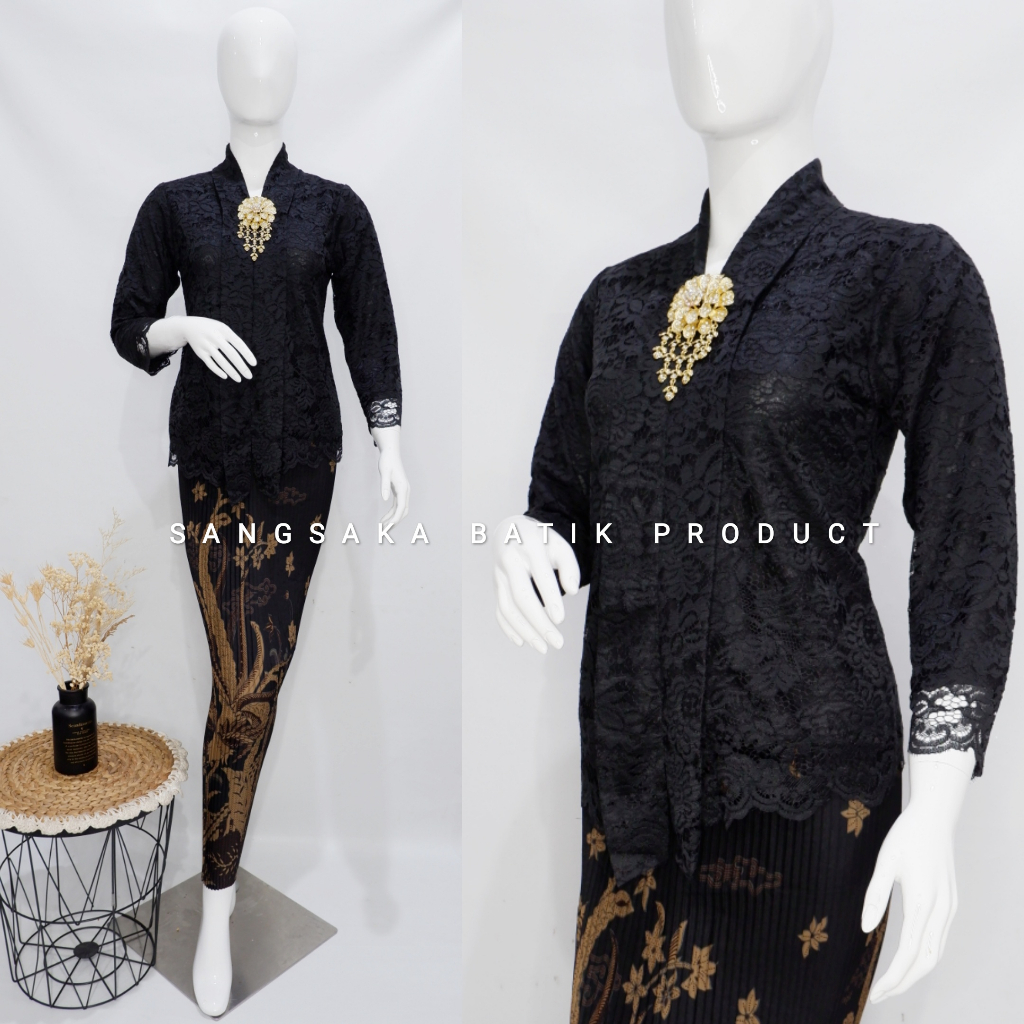 Kebaya Tunik / Kebaya Kartini / Tunik Brokat / Kebaya Modern / Kebaya tile / Kebaya Favorite / Batik Couple