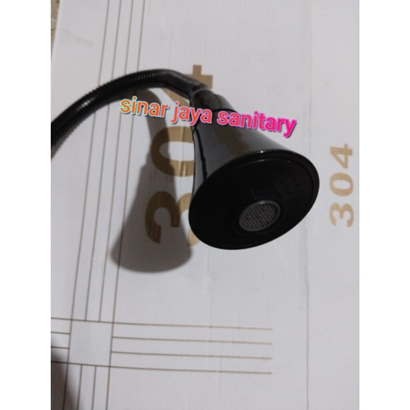 Kran flexible black model trompet / Kran sink hitam flexible meja