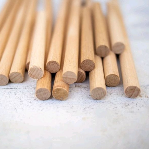 stik dowel 10mm/dowel kayu/stik bulat kayu mahoni 1x100cm