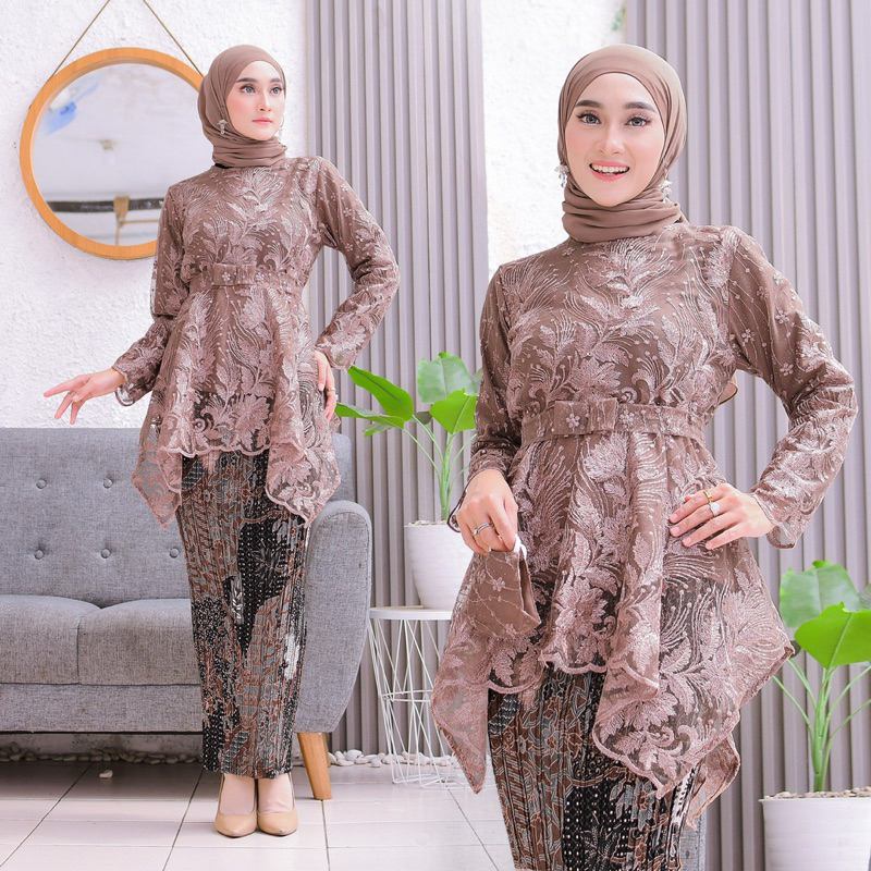 Vanriz Kebaya-Atasan Kebaya Tile Gomes Rok Plisket