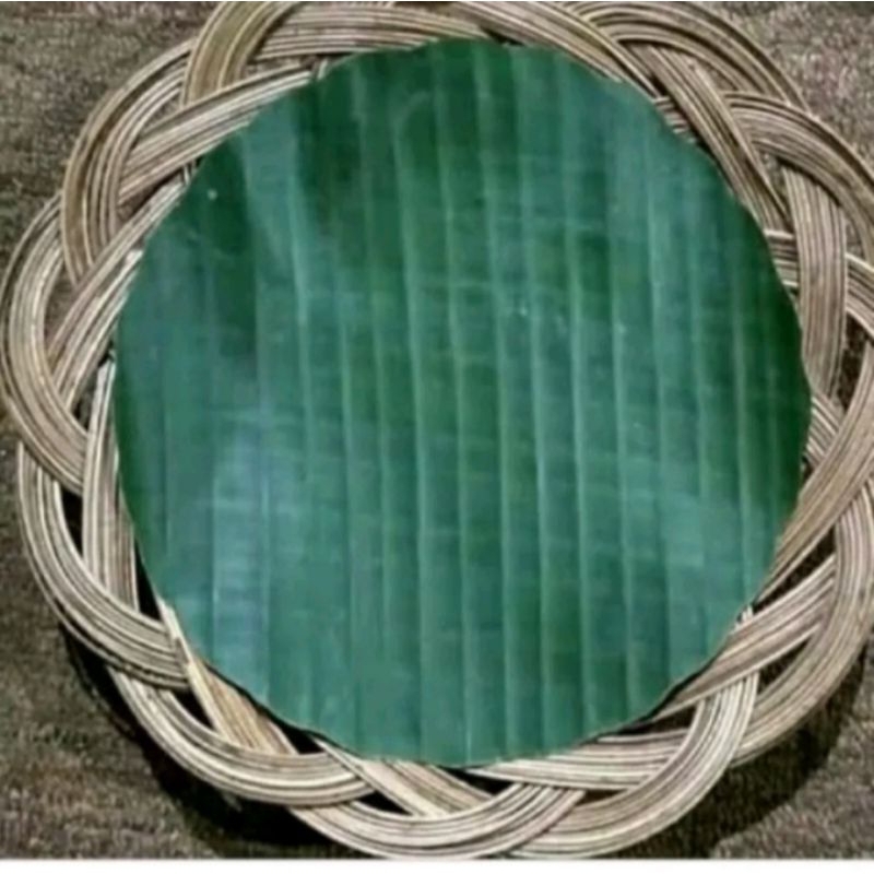 

10 Lembar daun pisang bulat segar di ambil dadakan