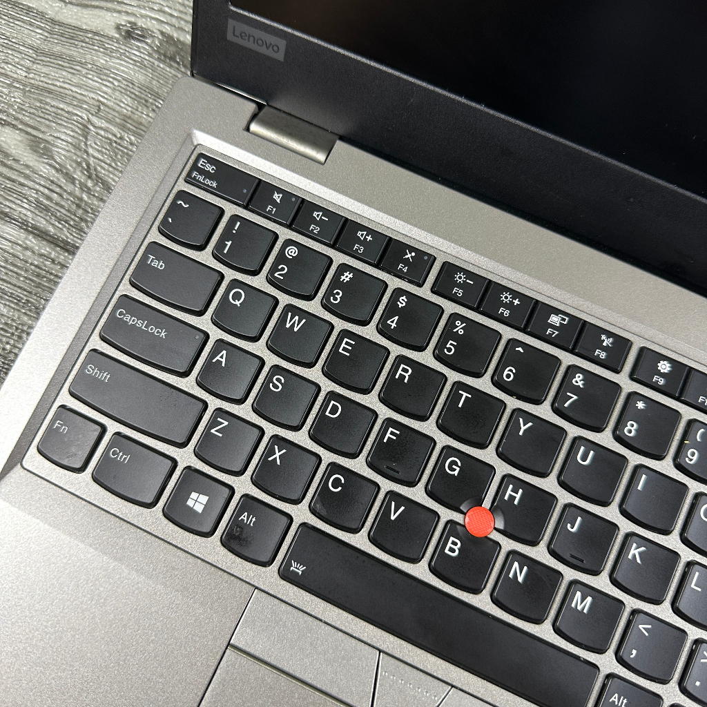 Laptop Lenovo Thinkpad L390 Intel Core i5 gen8  RAM 8G SSD 256GB - Second Murah Bergaransi