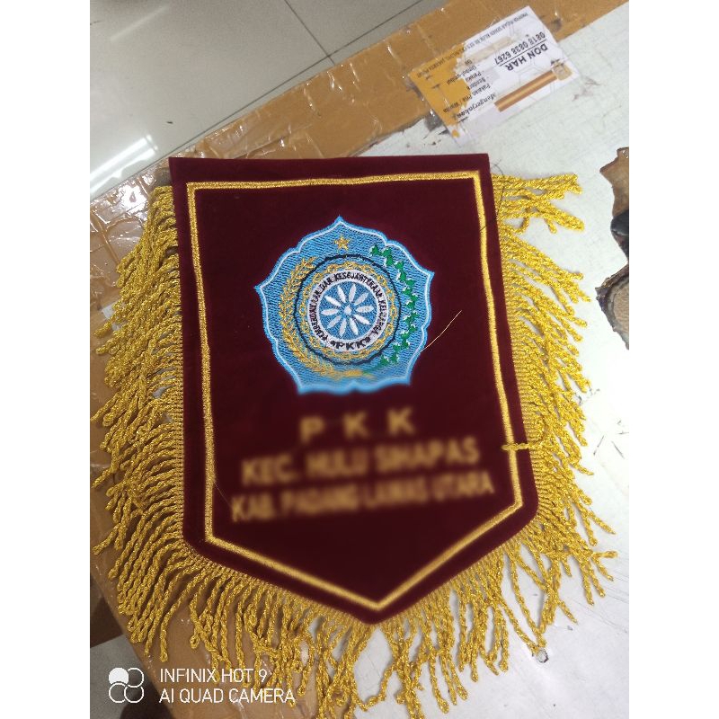 Bendera pkk/Bendera meja lengkap plus tiang bahan bludru