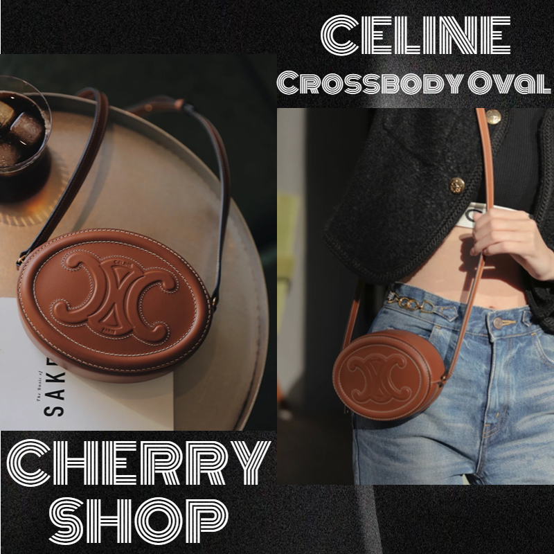 100% authentic  CELINE TRIOMPHE Crossbody Oval Wallet in Smooth Calfskin