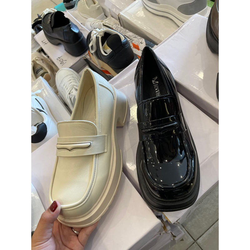 SEPATU IMPORT (1901)