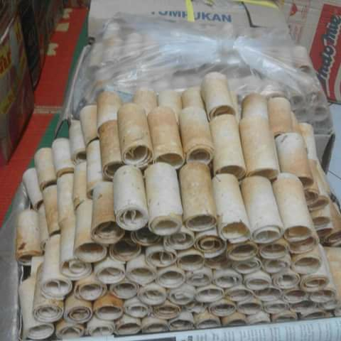 

Semprong Ketan / Kereng Ketan Kemasan 250 gram free buble