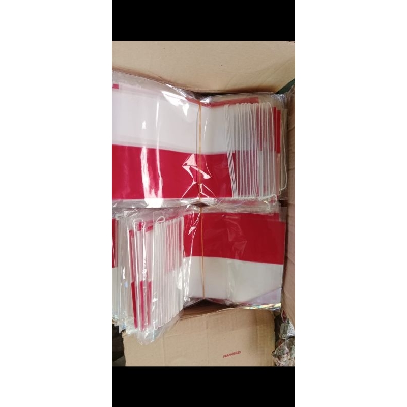 BENDERA PLASTIK MERAH PUTIH +TALI / BENDERA PLASTIK / DEKORASI KEMERDEKAAN / BENDERA AGUSTUSAN