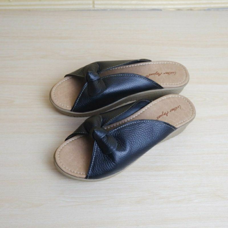 Sandal Wedges Kulit Sapi Wanita