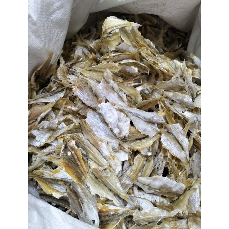 

ikan asin Kasai /isi 1kg
