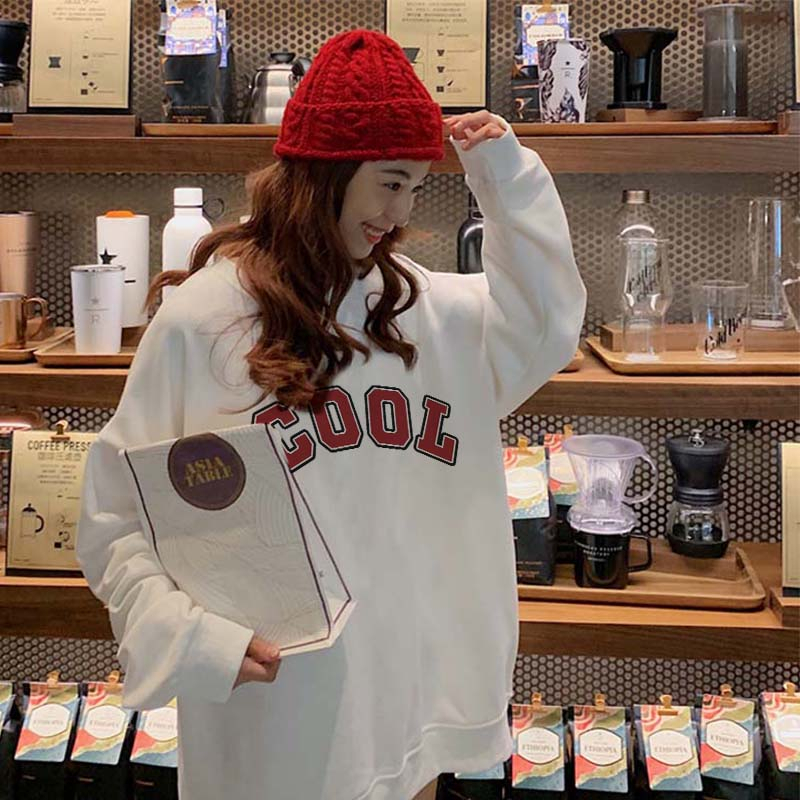 Kaos Stasan Wanita Oversize Couple Sweater American Vintage Letter Cartoon Graphic Priting Top Kekinian Casual Sweater