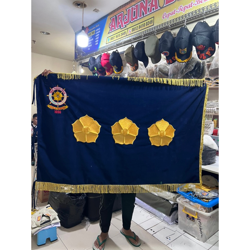 Pataka Bendera Ruangan Besar 90x135