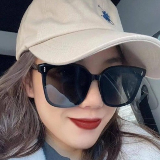 Kacamata Kotak Hitam Korean Fashion Sunglassess Wanita Pria / Kacamata Hitam Korea