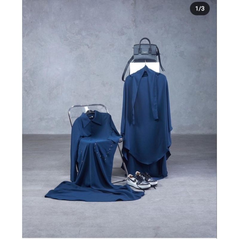 Laeeba Aljenna Ready Stock Dark Teal Size M + FK Mini Ouval Dark Teal NWT