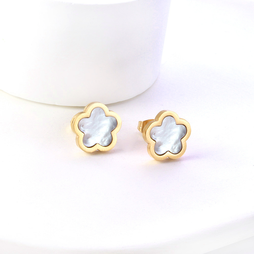 Anting bunga elegan titanium anti karat harga grosir bisa cod