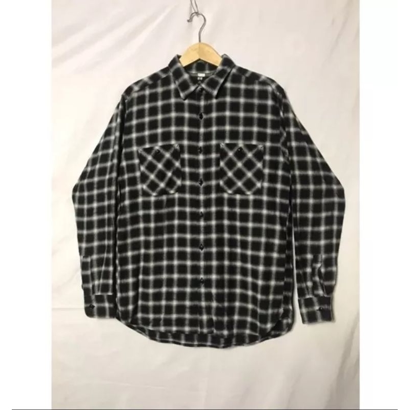 Flanel UNIQLO Veterano