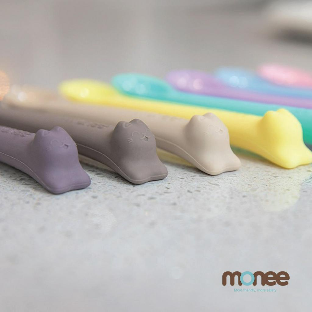 MONEE BABY SPOON STEP 1