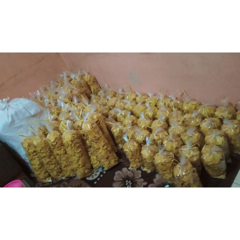 

Klatak atau klotak khas batur Dieng