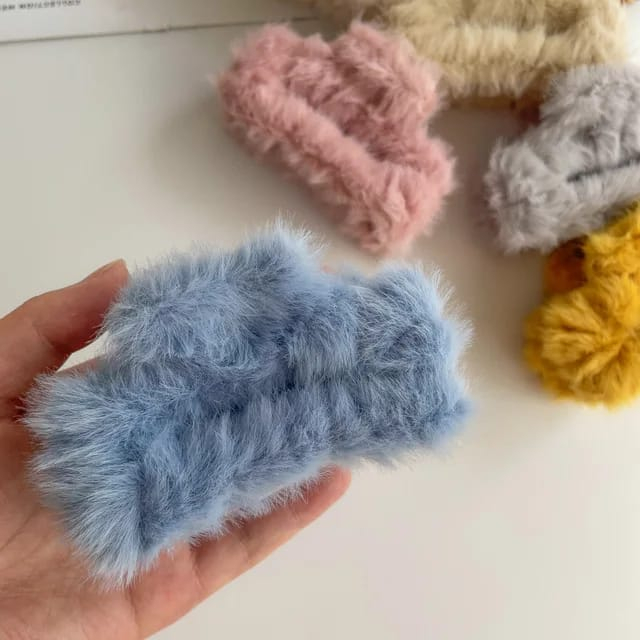 PREMIUM Jepit Rambut Korea Bulu Kotak Bolong 9CM - Jedai Bulu Fluffy Aksesoris Rambut Wanita - Fluffy Faux Fur Hair Claw Clips