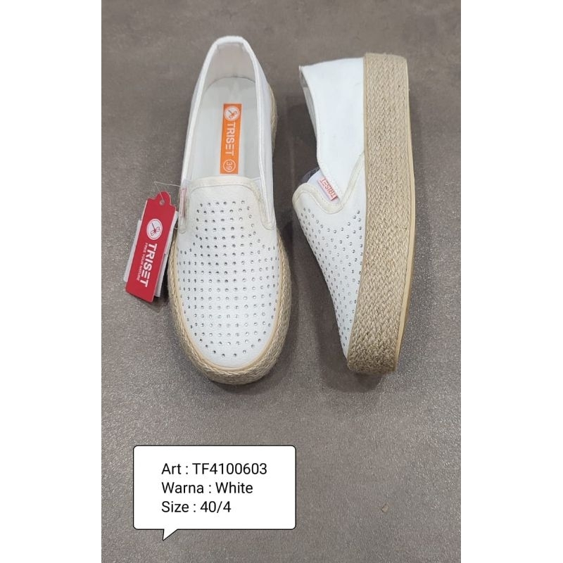 sepatu sneakers cewek triset