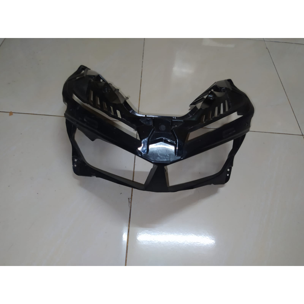 Frame Cover Lampu Reflektor Depan Honda Vario 125 150 LED Ori Copotan