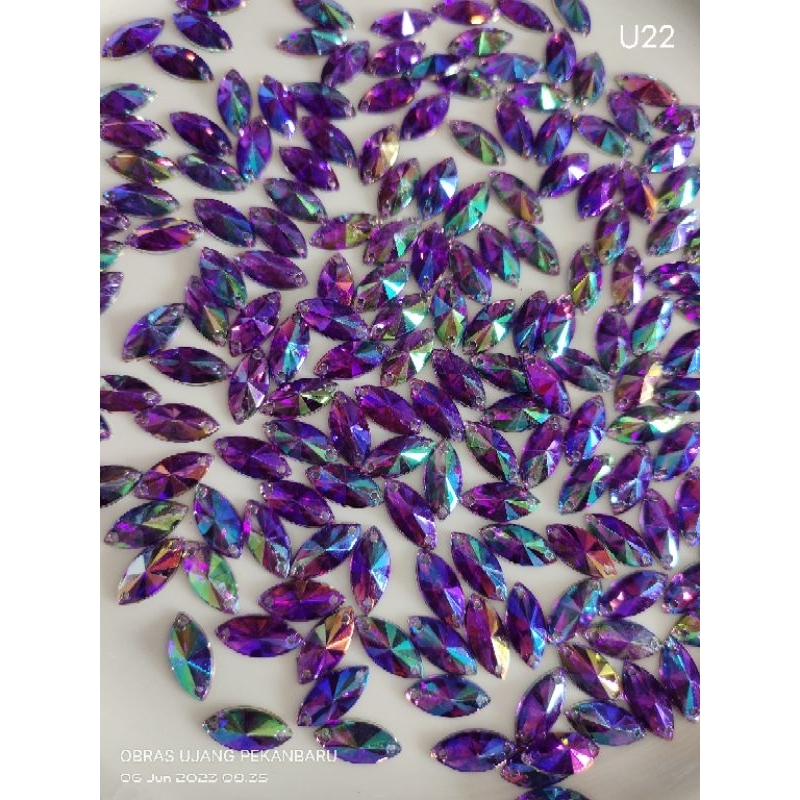 50biji Payet kristal jahit bentuk daun Lancip Hiasan baju