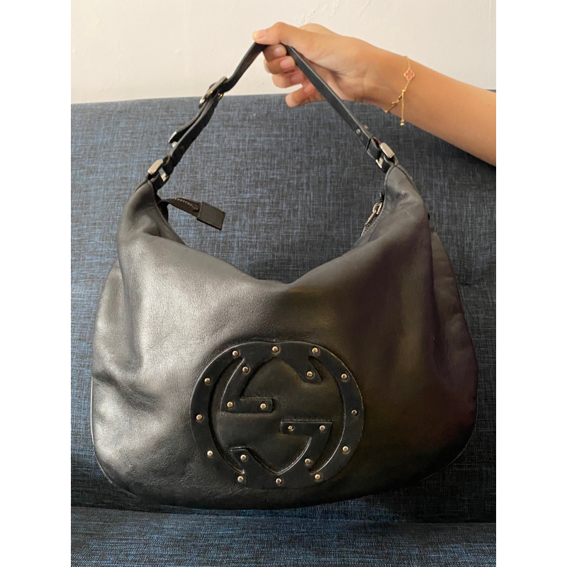 Gucci hobo leather preloved