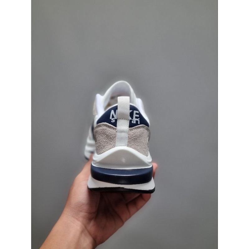 Sepatu • Pria &amp; Wanita Sacai Vaporfly White Navy Premium Quality