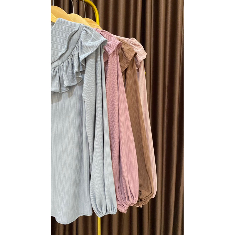 ARA BLOUSE