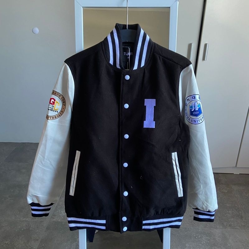 Varsity jacket univ Inha