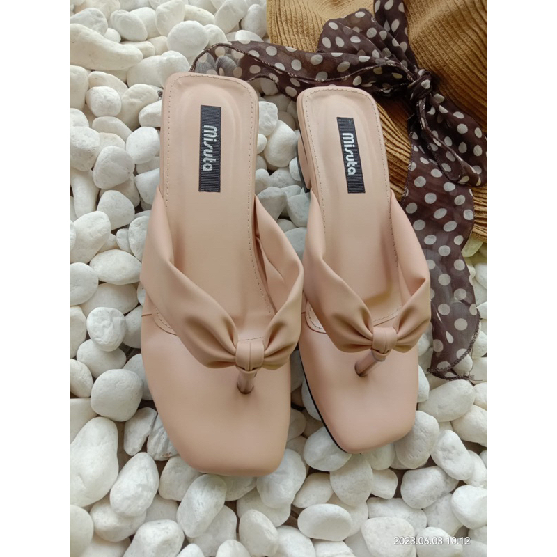 misuta premium sandal mewah kode riana