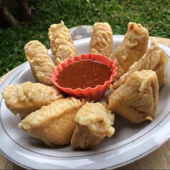 

Batagor Legendaris H Isan Hj Isan Khas Bandung Aseli Ikan Tenggiri - 20 pcs GOOD***