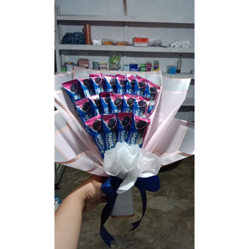 

buket bunga bouqet snack hampers kado wisuda