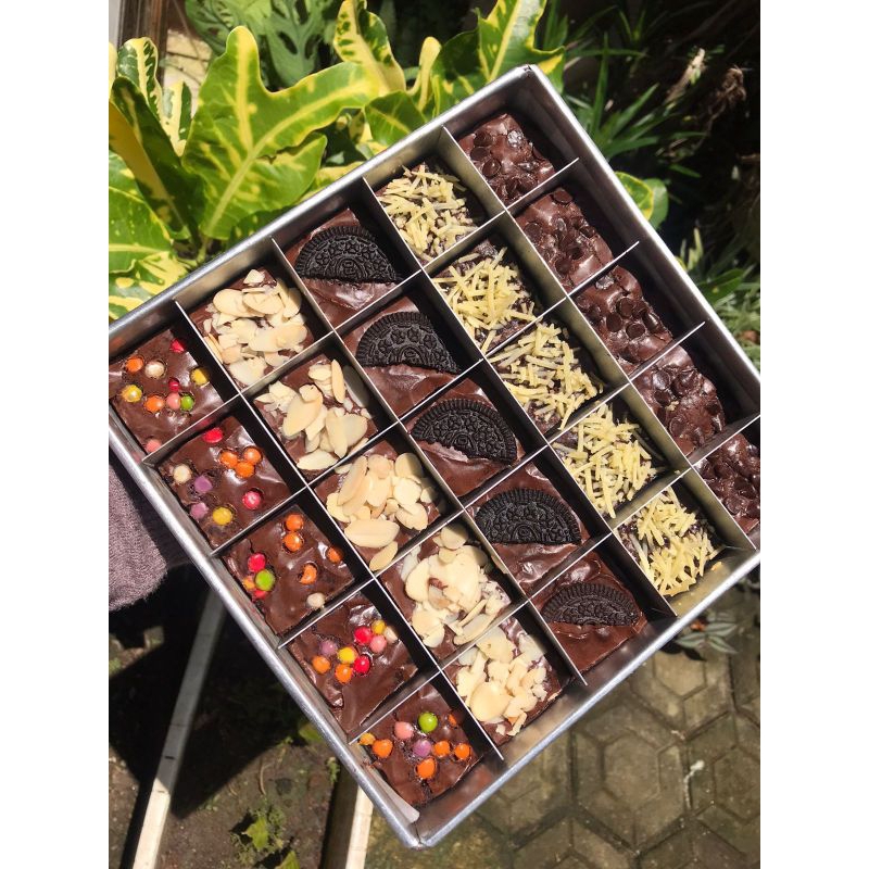 

Fudgy Brownies / Brownies sekat 20x20cm