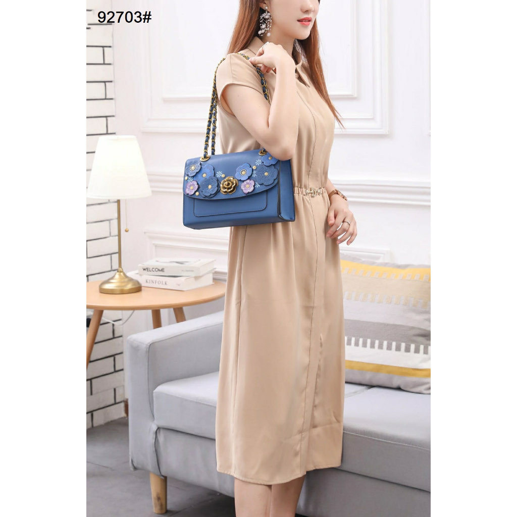 COA 92703  Shoulder Bag 92710