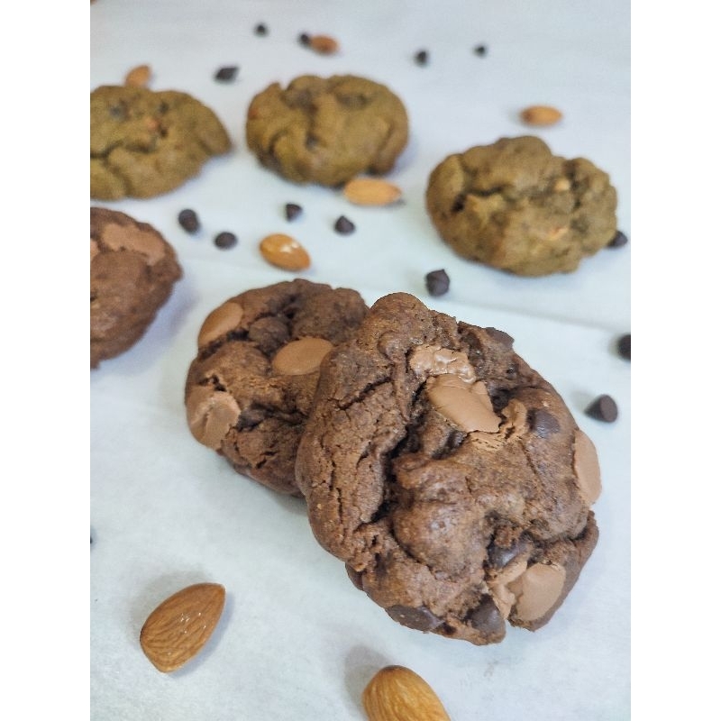 

Double Chocolate Chip Cookies/ Soft Baked Cookies / Premium Cookies / Cookies Hampers