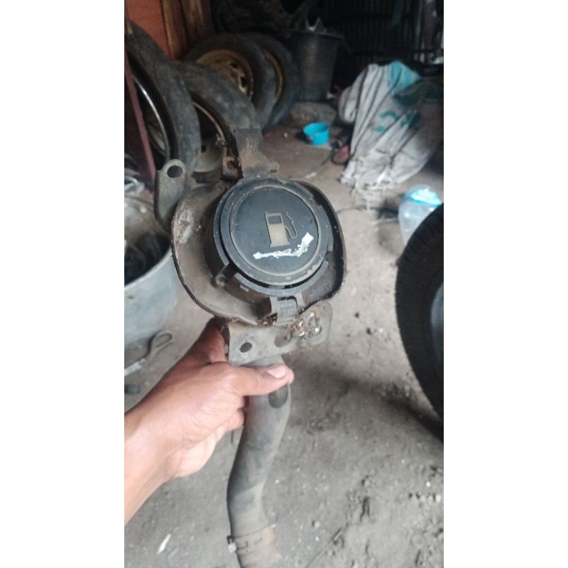tutup tangki set selang Kymco easy