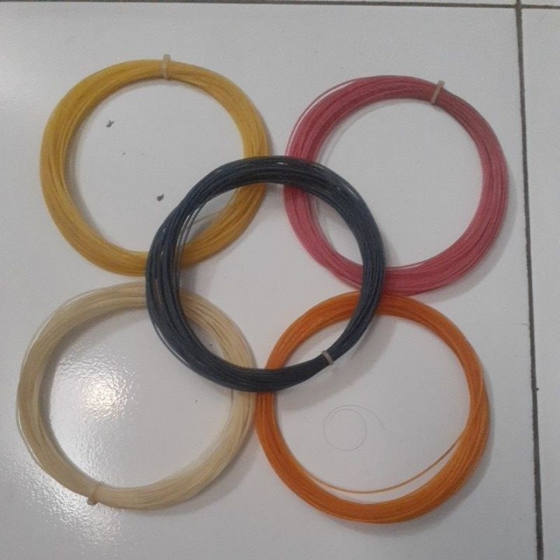SENAR RAKET TENIS