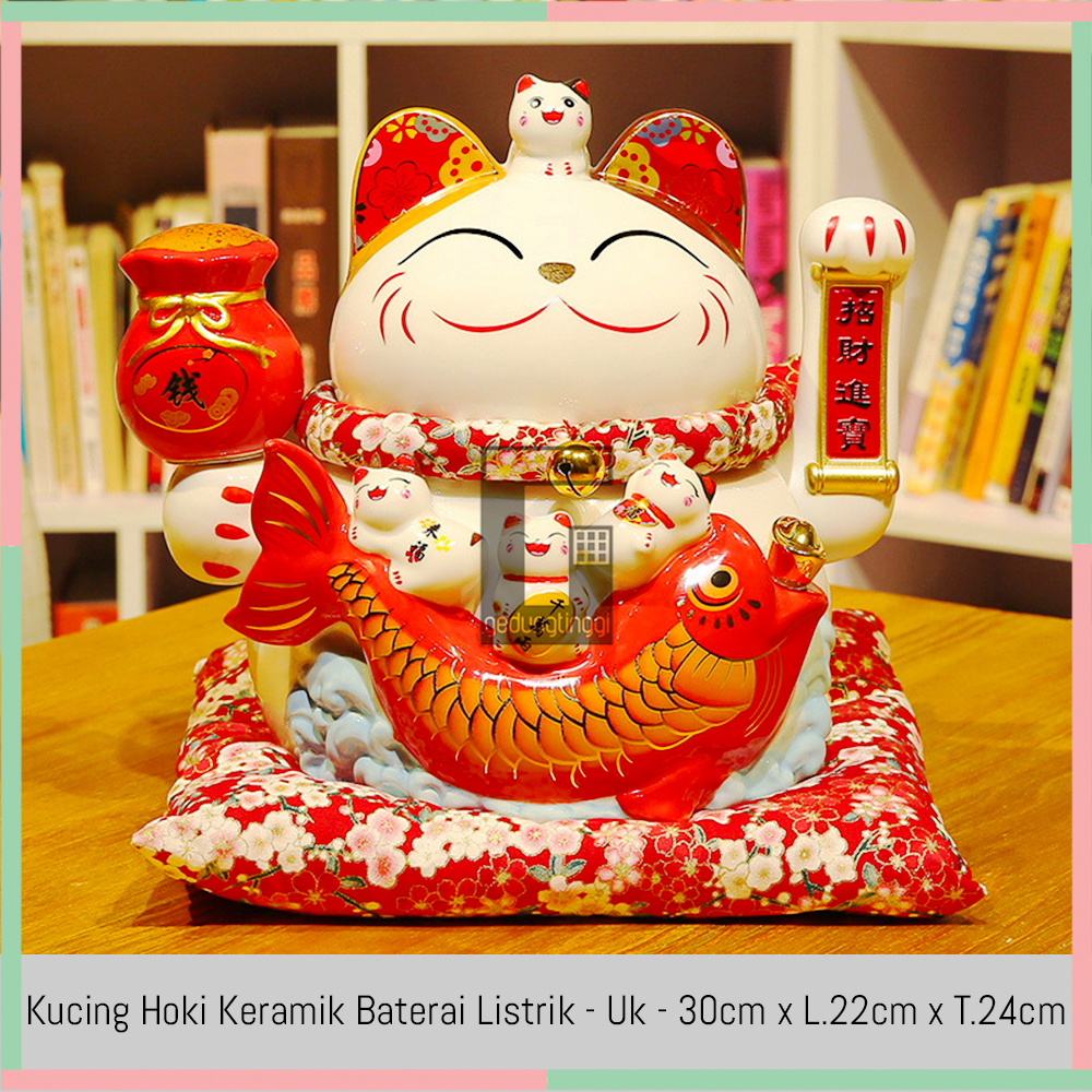 Pajangan Hiasan Patung Boneka Kucing Hoki Maneki Neko Maneko Neki Keberuntungan Rejeki Lucky Cat Keramik Ceramic Porselen Jepang China Cina Baterai Batre Batrai Batrei Listrik Ukuran Besar Big Size Sedang Medium Kecil Small XL XXL 3XL Kasir Toko Cafe Kafe