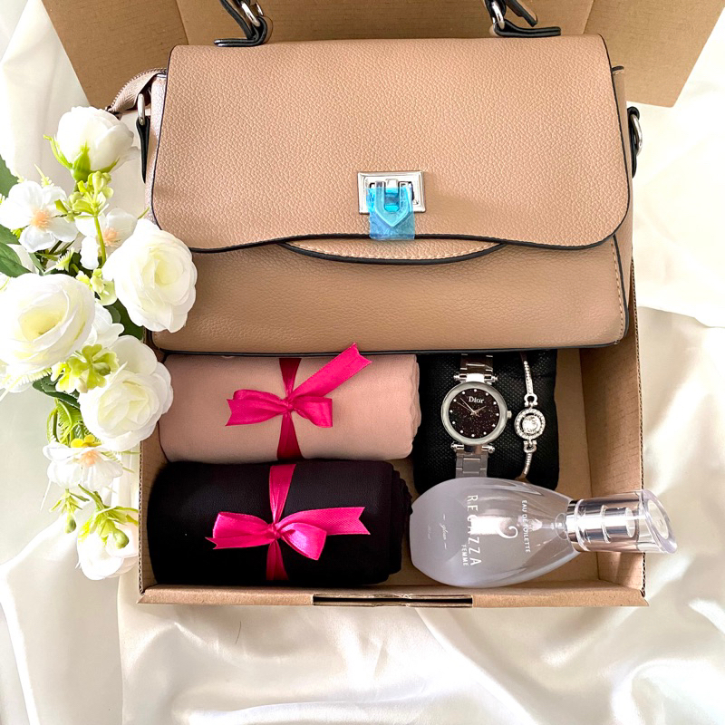 Hampers Giftbox Tas Wanita Premium | Hadiah Kado Untuk Ulangtahun Wisuda Wedding Pernikahan Graduation