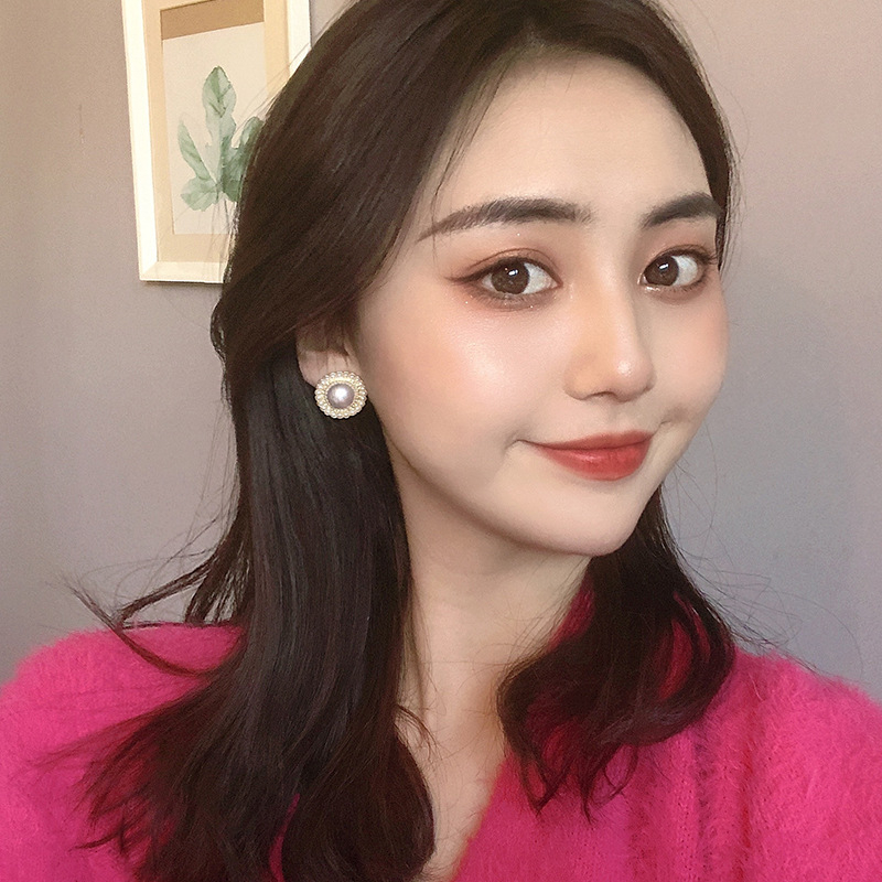 Anting retro Prancis 2023 anting baroque mutiara baru anting sederhana dan serbaguna untuk wanita Anting tusuk anting korea