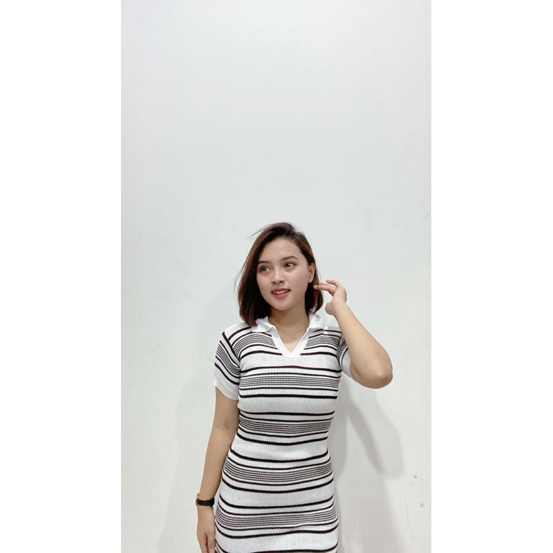 Dress Korean Rajut Wanita - Mini Dress Perempuan Terbaru Motif Salur - Dress Berkerah V