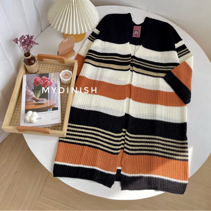 Lavenia Long Cardigan Rajut Wanita Motif Garis Kekinian